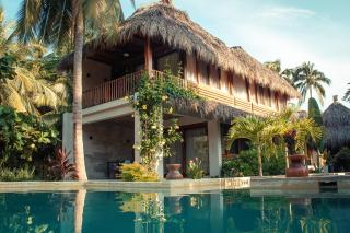 Villa Gato Surf Houses grande 4-6 personas, Starlink, AC, alberca, 50 m del spot La Saladita - 0