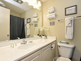 Lakefront Bungalow with Community PoolHot Tub #4 - 4