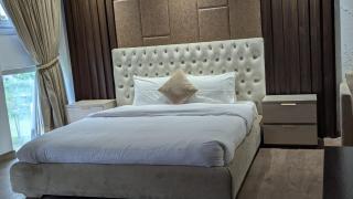 PENTASQUARE PREMIUM GUEST HOUSE By ALVIS SUITE - 1