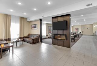 Duvernay Inn & Suites - Fox Creek - 4