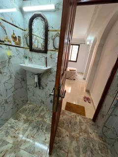 Stylish Central Apartment with Balcony - Marrakech - 6