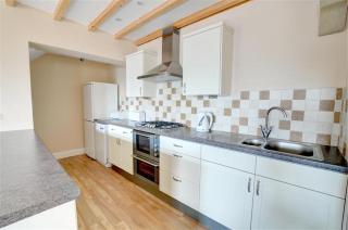 Weavers Cottage - Cowling - 7