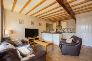 Weavers Cottage - Cowling - 8