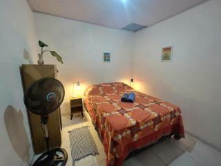 Quarto Casas na Praça Serra Grande - 0