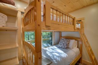 Tree House with Hot Tub Near Sunday River Resort! - 1