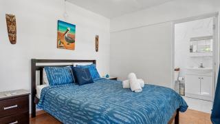 Unit facing Steps Beach and with close beach access - Rincon - 1