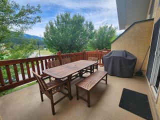 Riverside Way by Fernie Lodging Company - 7