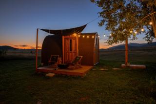 RAZBIBRIGA - Riverside Camping Pod by IGLENA - 1
