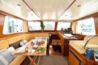 Luxury Yachts - Nassau - 2