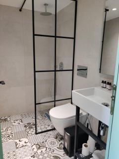 Stylish Duplex for 6, Central - 7