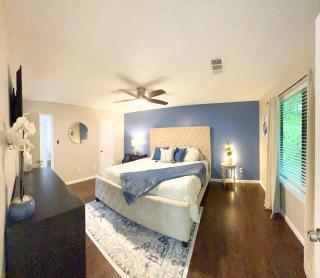 12 Guest! King Bed Near ATL Gameroom Yard with Deck - 9