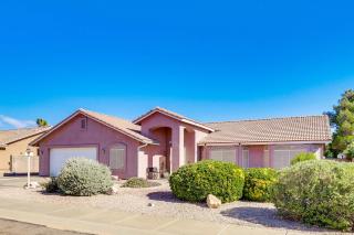 Kingman Family Home Yard, Grill and Room to Relax! - 9