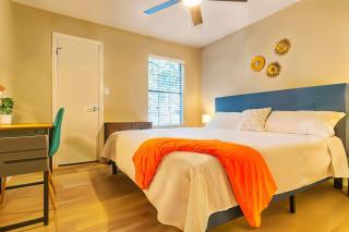 Boulevard Stays Cozy Suite Access to Pool Gym & Parking - Arlington - 0