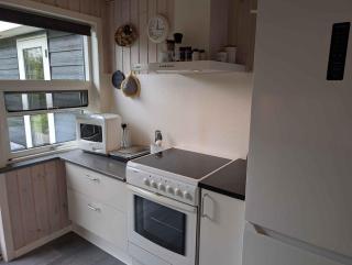 Charming Cottage With Large Fenced Garden - Løgstør - 1