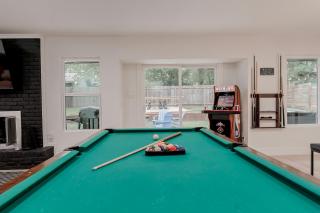 Hot Tub, Firepit & Giant Chess at Austin Hideaway - 8