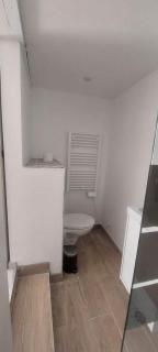 APPARTEMENT 4 PERSONNES 100 metres du Lac jardin privé - 4