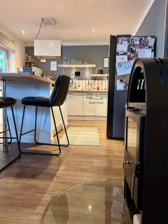 Wohlfühloase mit Pool, Kamin & großer Terrasse - Erding - 1
