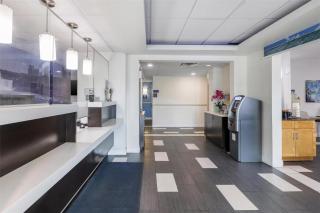 SureStay Plus Hotel by Best Western Niagara Falls East - Niagara Falls - 8