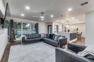 Dallas Luxury Near Lake 4BR 3BA - 2 Ensuites - 6