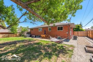 Cozy 4br Retreat W Arcade & Outdoor Space - 8