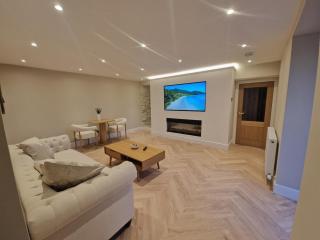Modern Retreat near Aberaeron - Luxe 1 bed Escape - Ciliau-Aeron - 0