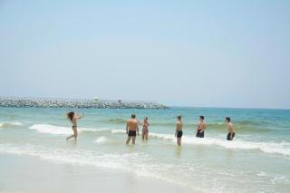 4 Bedroom Flat with Swimming Pool & Beach Access - Ajman - 5