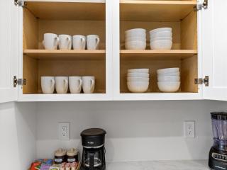 5BR 3BATH 6BEDS Boston Home - Boston - 2