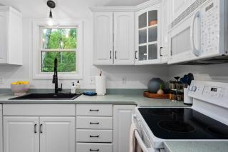 After Dune Delight, 5BR Home Near River - 1