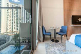 Everluxe Modern Pool View Studio In Al Jaddaf - 2