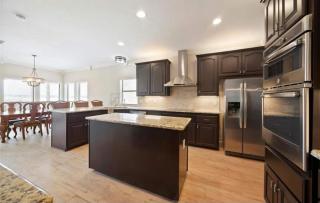 The Waterfront Villa - 2