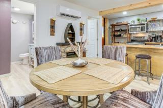 7 Mi to Kitty Hawk Pier and Beach Studio with Patio! - 5