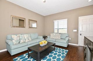 Fantastic Townhouse In Lux Community Sleeps 8, 10' To Disney!! - 5