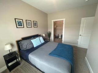 Spacious Wyoming MI Getaway- Minutes to GR - 4