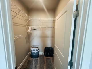 Spacious Wyoming MI Getaway- Minutes to GR - 5