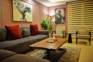 Goldcrest Mall and Residency - Premium 3-Bed Apartment - 2