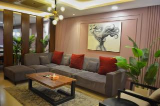 3-Bed Premium Apartment - Goldcrest Mall and Residency - Lahore - 2