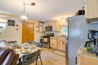 Waterfront Bull Shoals Lake Cabin with Deck and Views! - 1