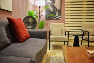 EXECUTIVE 3-BED SUITE By ALVIS SUITE - GOLDCREST MALL - 4