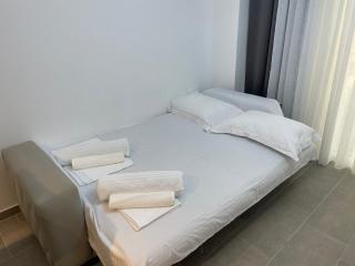 Modern Seaview Apartments - 4