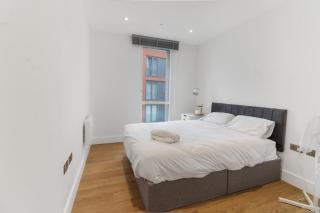 Modern Lux City 2 Bed, 2 Bath Netflix & FIFA PS4 - Birmingham - 6