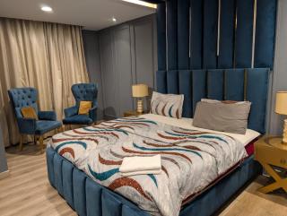 Goldcrest Mall and Residency - Two Bed Luxury Apartment By Alvis Suite - 0