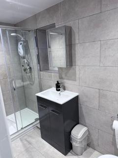 Stylish modern Guest house - Bedford - 2