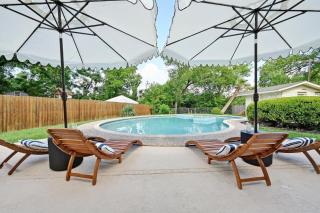 Austin Music Retreat - 5-Bedroom home with Pool and Game Room - 0