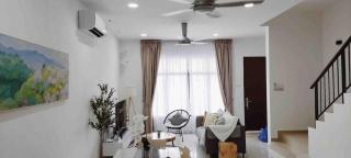 Cozy Retreat @ Austin Landed House JB/ Aeon/ IKEA - Johor Bahru - 3