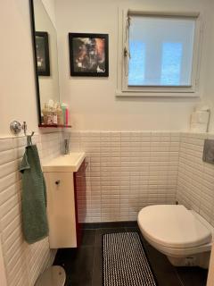 Spacious 2BR Balcony and AC - 9