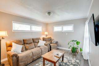 Home Near Kinnick, UI Health and Amish Country - Kalona - 8