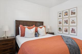 Cactus Bloom Villa - Spacious 5BR near Old Town Scottsdale with Private Pool - Scottsdale - 7