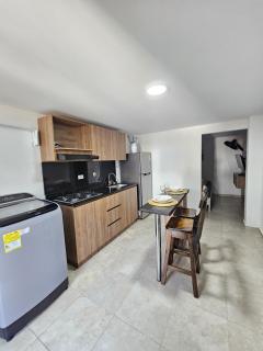 Apto acogedor en Laureles el mejor barrio de Medellín 101 zona tranquila y cerca a todo - Medellín - 5