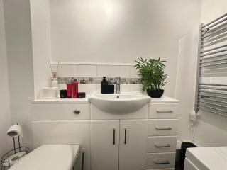 Exquisite 2Bed Near Transport Link & Bluewater Mall - Stonewood - 5