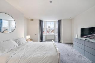 Morden spacious apartment in London - 0